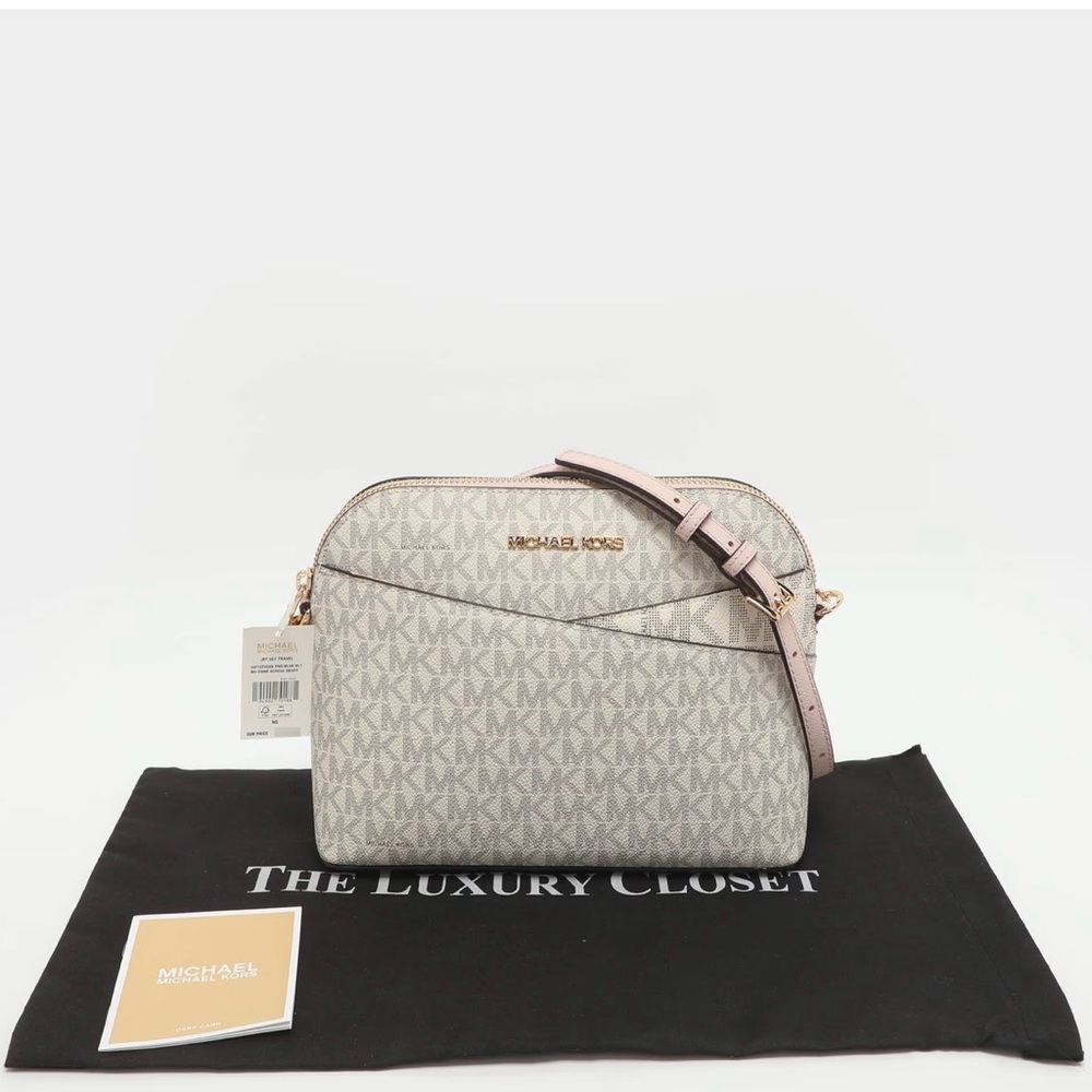 MK Jet Set Travel Medium White/Blush Pink Signature Coated Canvas Crossbody Bag - Picture 12 of 17